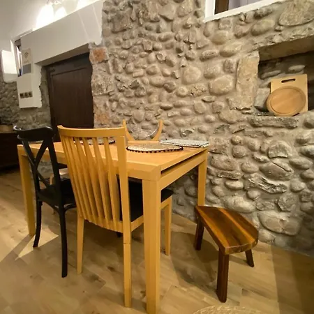 Cevna River Apartment *