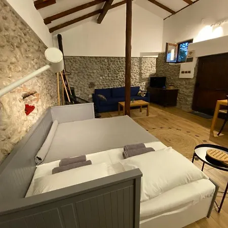 Апартаменты Cevna River